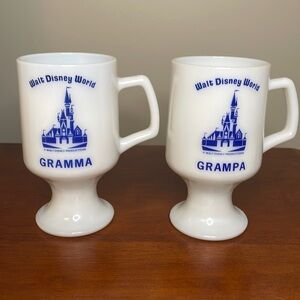 Vintage‎ Walt Disney World pedestal mugs
